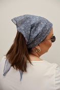 Load image into Gallery viewer, Delicate Flower Head Scarf