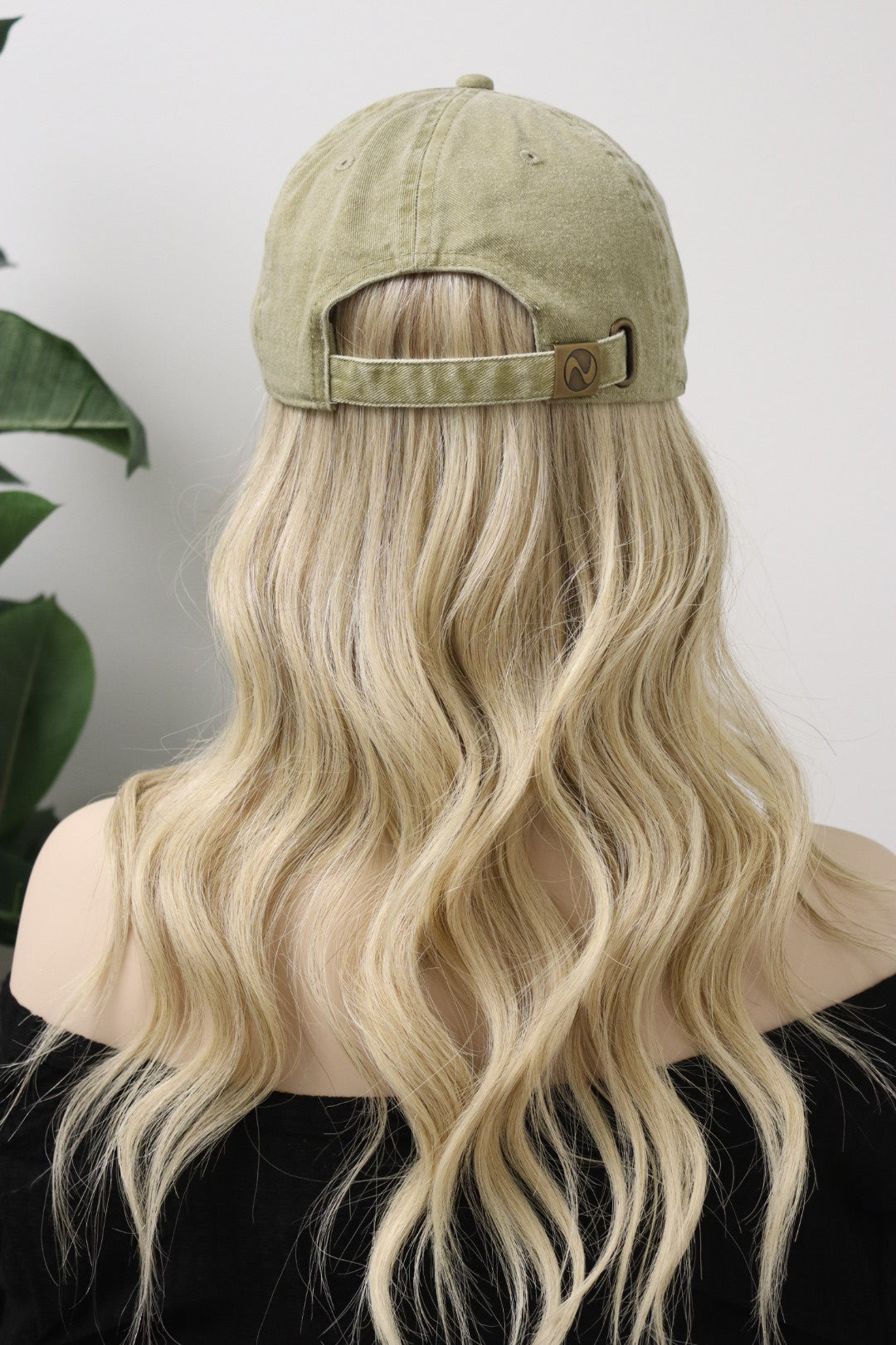 Bow Embroidered Baseball Cap